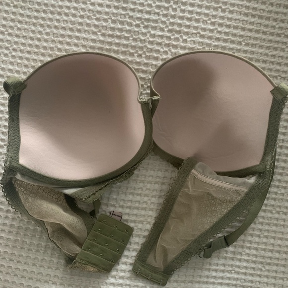 Victoria's Secret Olive Lace Bra - Picture 4 of 4